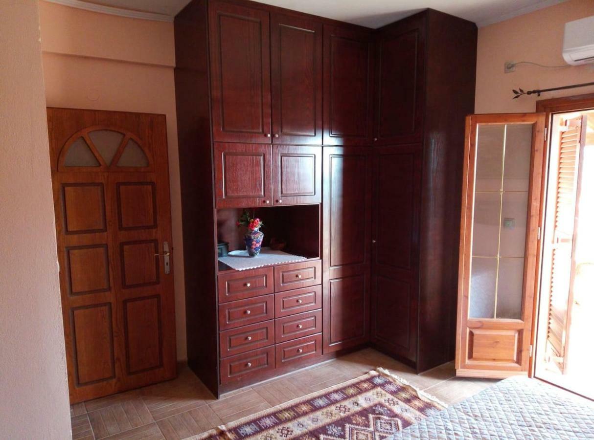 Villa Silvia Ágios Matthaíos 외부 사진