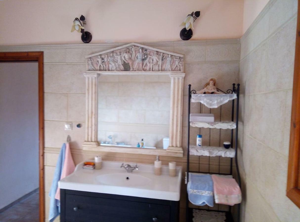 Villa Silvia Ágios Matthaíos 외부 사진
